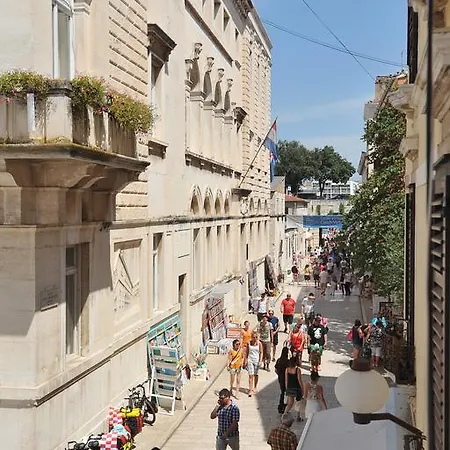 People'S Square Room 4* Zadar