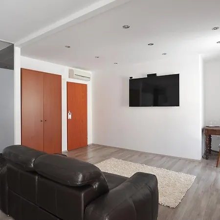 Pensjonat People'S Square Room